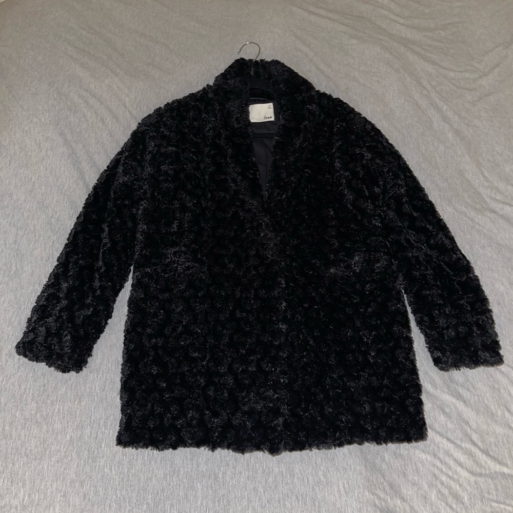 Aritzia Wilfred Free Plush Faux Fur Jacket (NWOT) - Picture 8 of 11